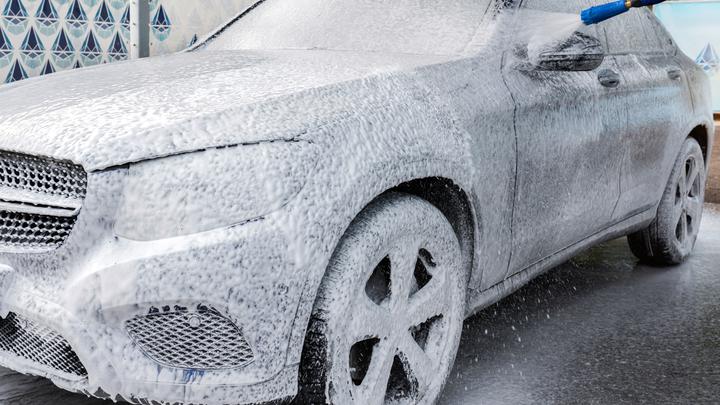 Wiadro z separatorem – czy ma aż takie znaczenie podczas mycia samochodu?