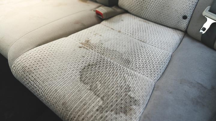 #DETAILINGtips – usuwanie trudnych plam z tapicerki domowymi sposobami