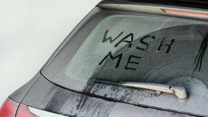 Mycie samochodu zimą – jak myć samochód podczas zimowych miesięcy?