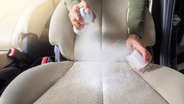 Czyszczenie i dbanie o tapicerkę samochodową