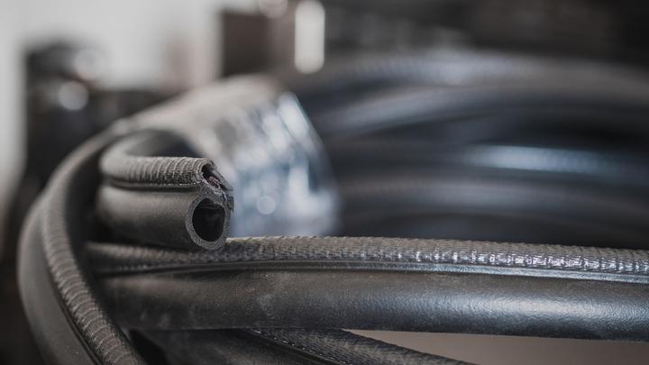 Czym zabezpieczyć uszczelki w samochodzie na zimę?